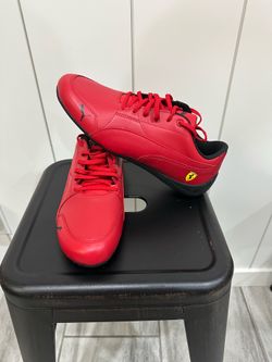 Puma men’s racing sneakers