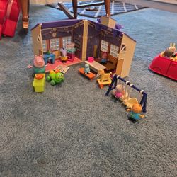 PEPPA PIG SCHOOL HOUSE SEE DESCRIPTION 