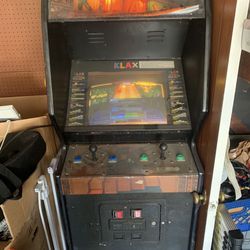 KLAX Vintage Arcade Game
