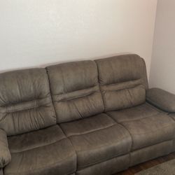 Sofa recliner new condition
