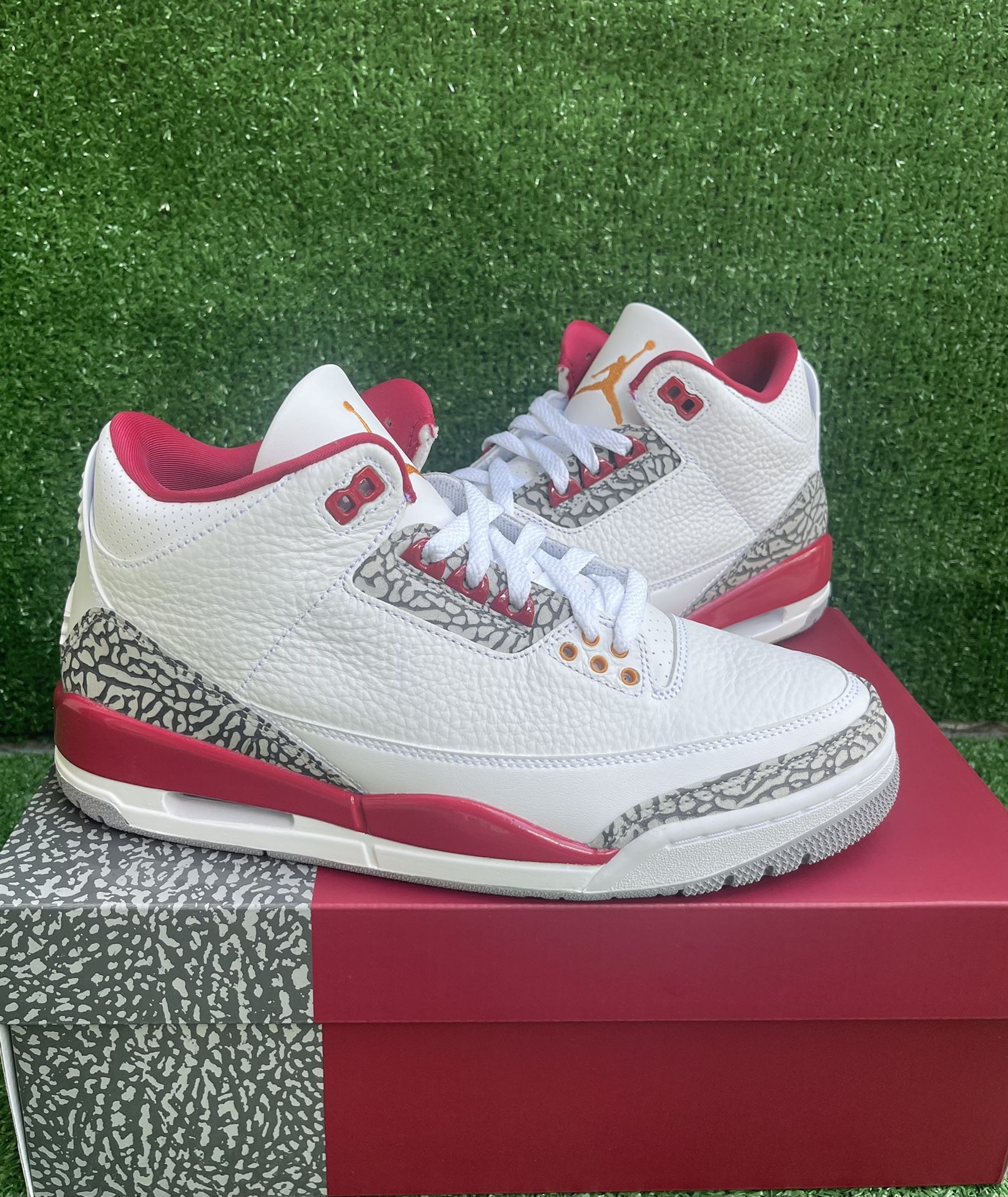 JORDAN RETRO CARDINAL RED Size