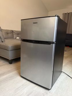 Mini Fridge With Freezer