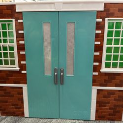 Generation Doll School 