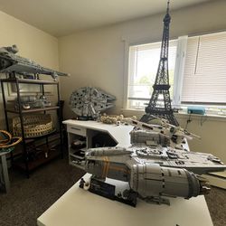 Lego Eiffel Tower And Colosseum 