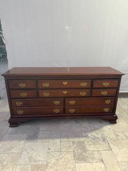 Soild wood dresser