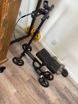 knee scooter