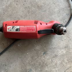 Milwaukee 3/8” Close Quarters Drill  