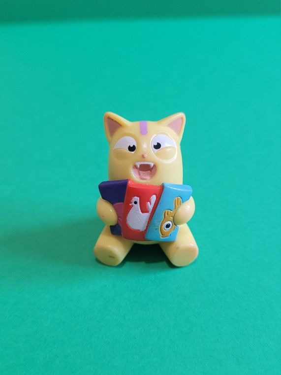 Lost Kitties Series 2 Multi-Pack Munch Figure 1"