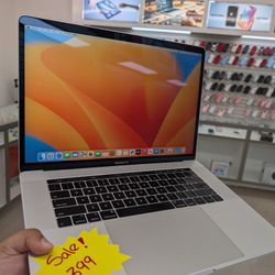 MacBook Pro 2018 16gb Ram 256gb SSD 