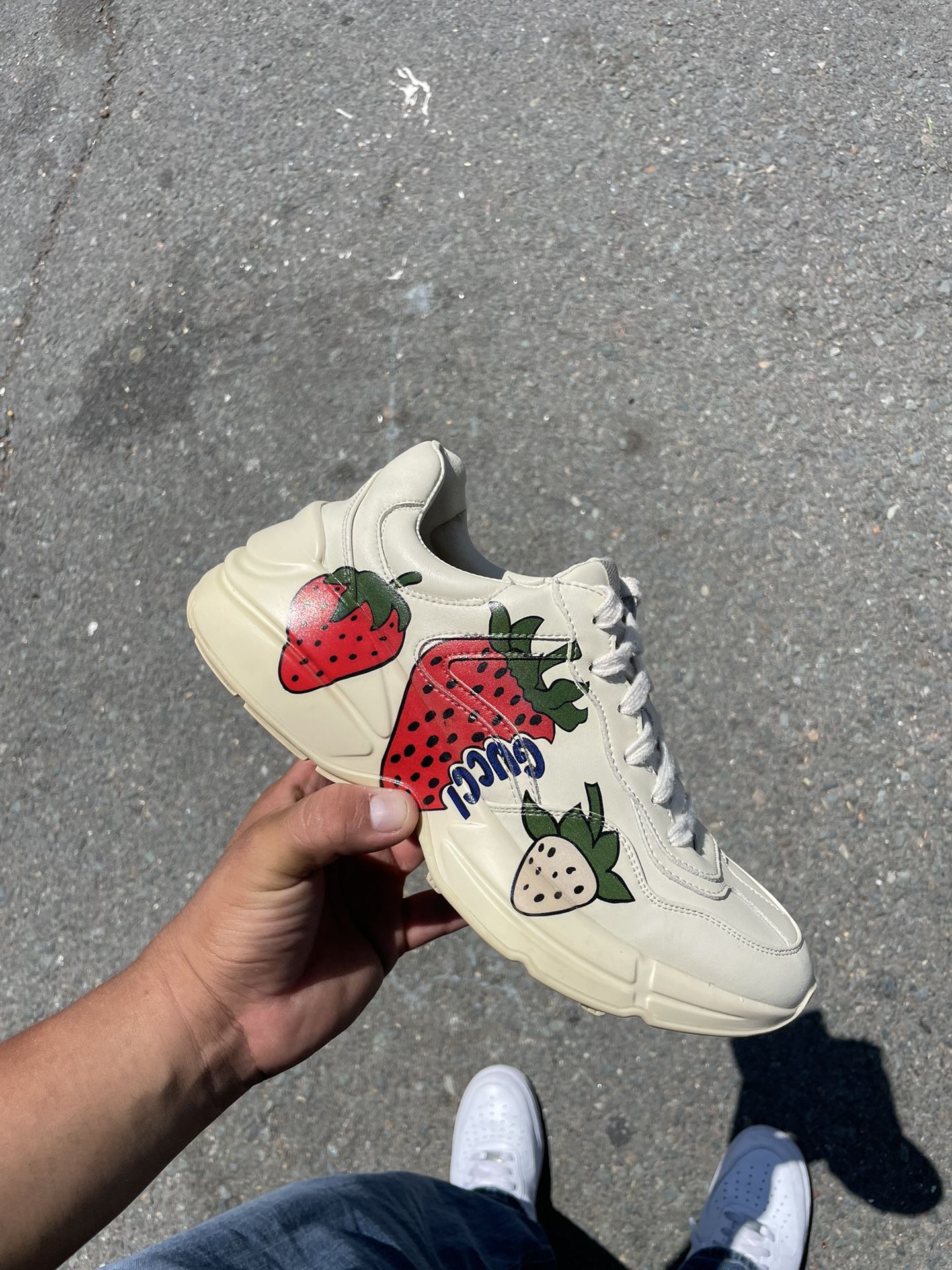 Gucci Rhyton Strawberry Used Size 40 No Box Unfortunately Asking $350 OBO Pick Up Only No Trades