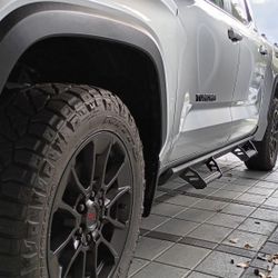 Toyota Tundra Assist Predator Steps