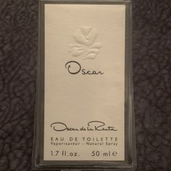Oscar De La Renta Perfume For Woman