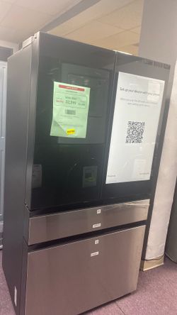 Samsung Bespoke 1 year warranty - Al counter -deep family Hub 23-cu ft 4 door 36-in wide with dual ice maker (charcoal glass Top with stainless steel 