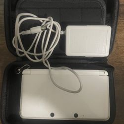 Nintendo 3DS Handheld System - White With Over 250 Games