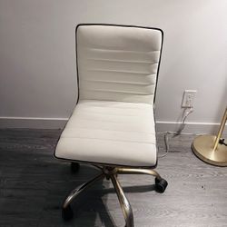 Swivel Chair 