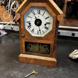 WORKING Antique Seth Thomas Cottage Clock Mechanical With Key