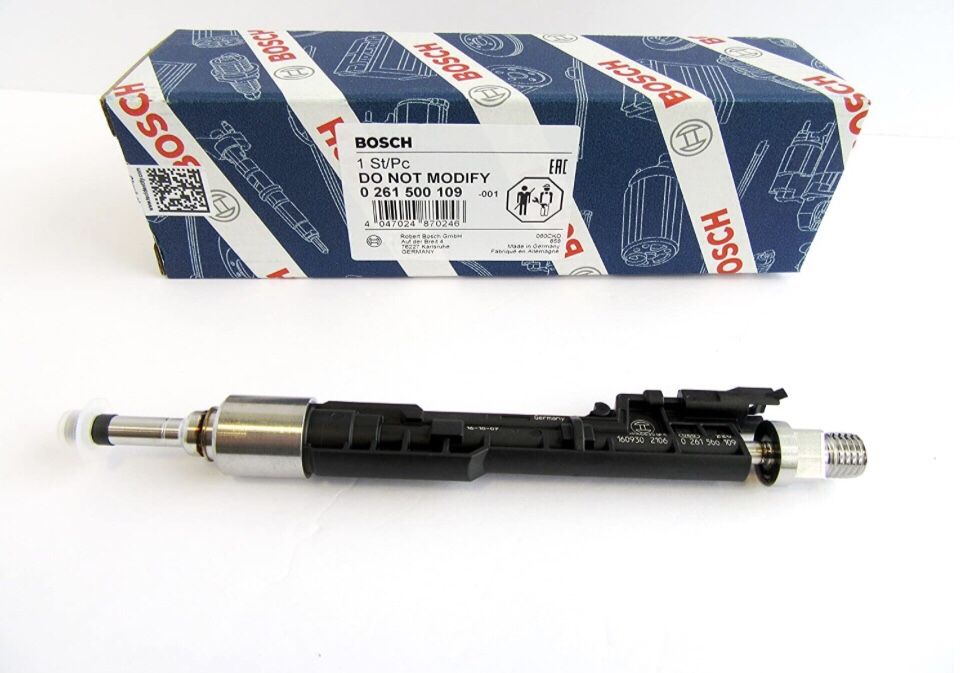 Bosch 0 261 500 109 Original Equipment Gasoline Direct Injection (GDI) Fuel Injector for BMW: X1, X3, X5, X6, 135i, 328i, 335i, 528i, 535i, 640i, 7