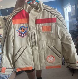 Star Wars Disney jacket . Child size 2. New