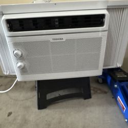 Toshiba AC WINDOW UNIT