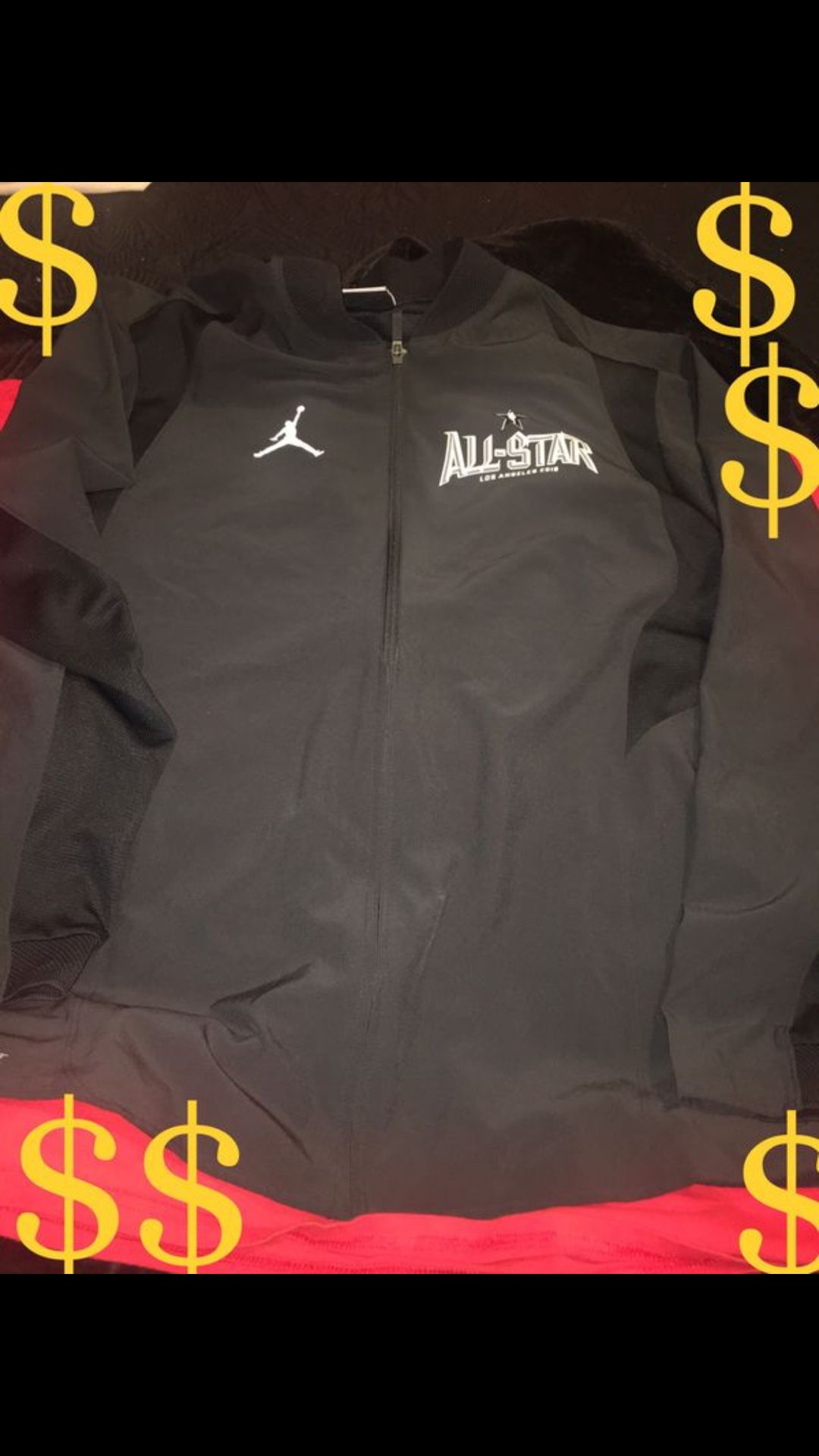 AIR JORDAN ALL-STAR 2018 EDITION JACKET (SIZE LARGE) NO LOW BALLERS!! USED ONCE!!!LIKE NEW !!!ITS A WINDBREAKER !!!!!!NOT A SWEATER OR JACKET 😁