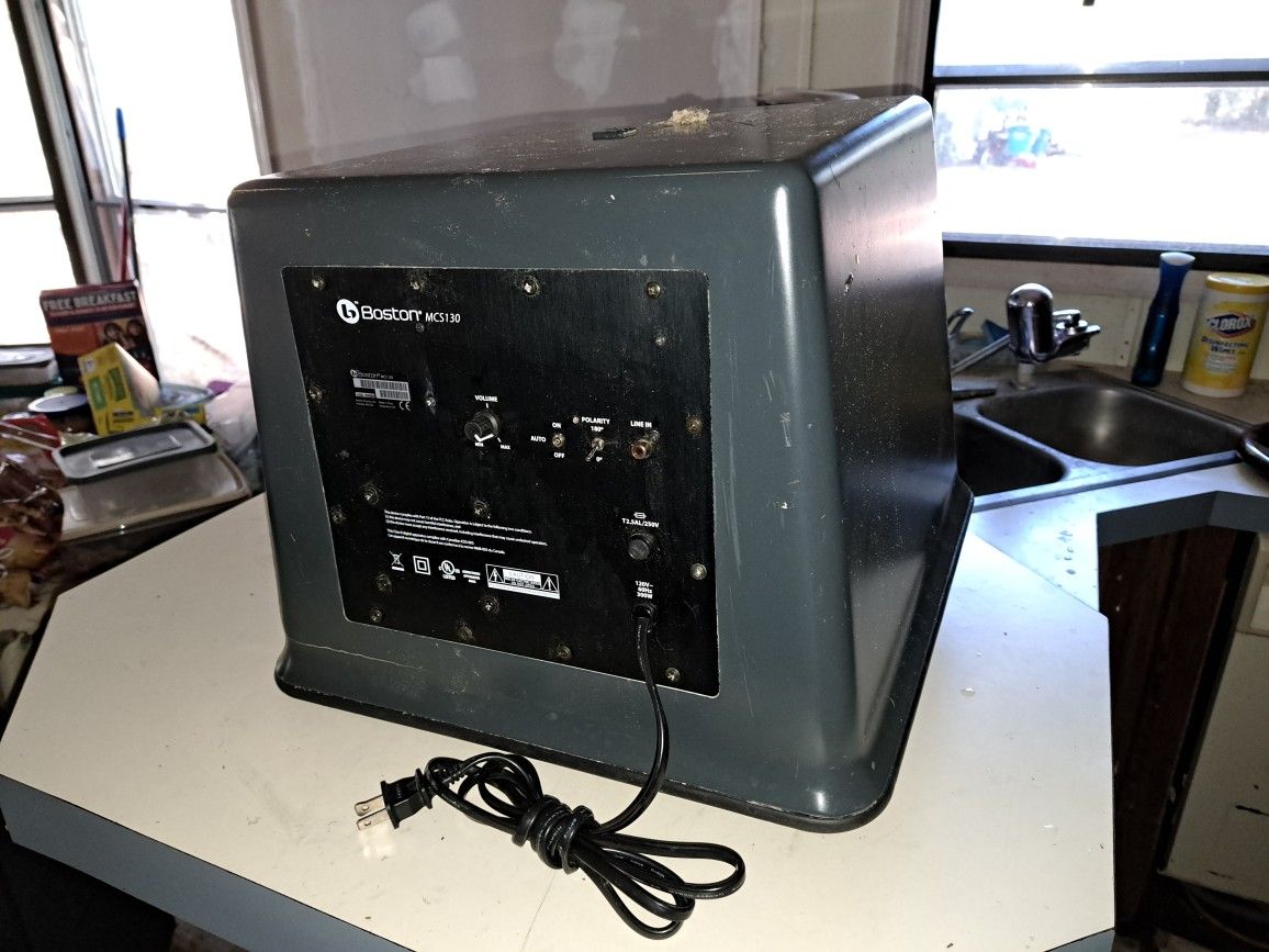 Speaker/subwoofer