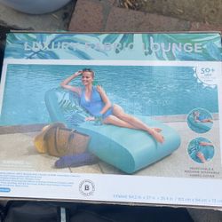 Luxury Lounge