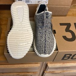 Yeezy Boost 350 Sz 10 1/2