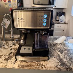 Mr. Coffee Cafe barista