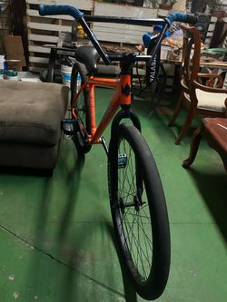 Throne 29ER frame trades or trades