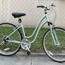 Jamis Citizen 2 Women’s Hybrid Bike