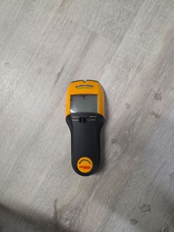 Zircon MultiScanner HD900. Stud Finder