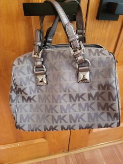 MK - Michael Kors Purse