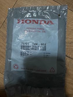 Honda 75701-T2A-A02 Emblem (H) 2013-2025 Honda 75701T2AA02