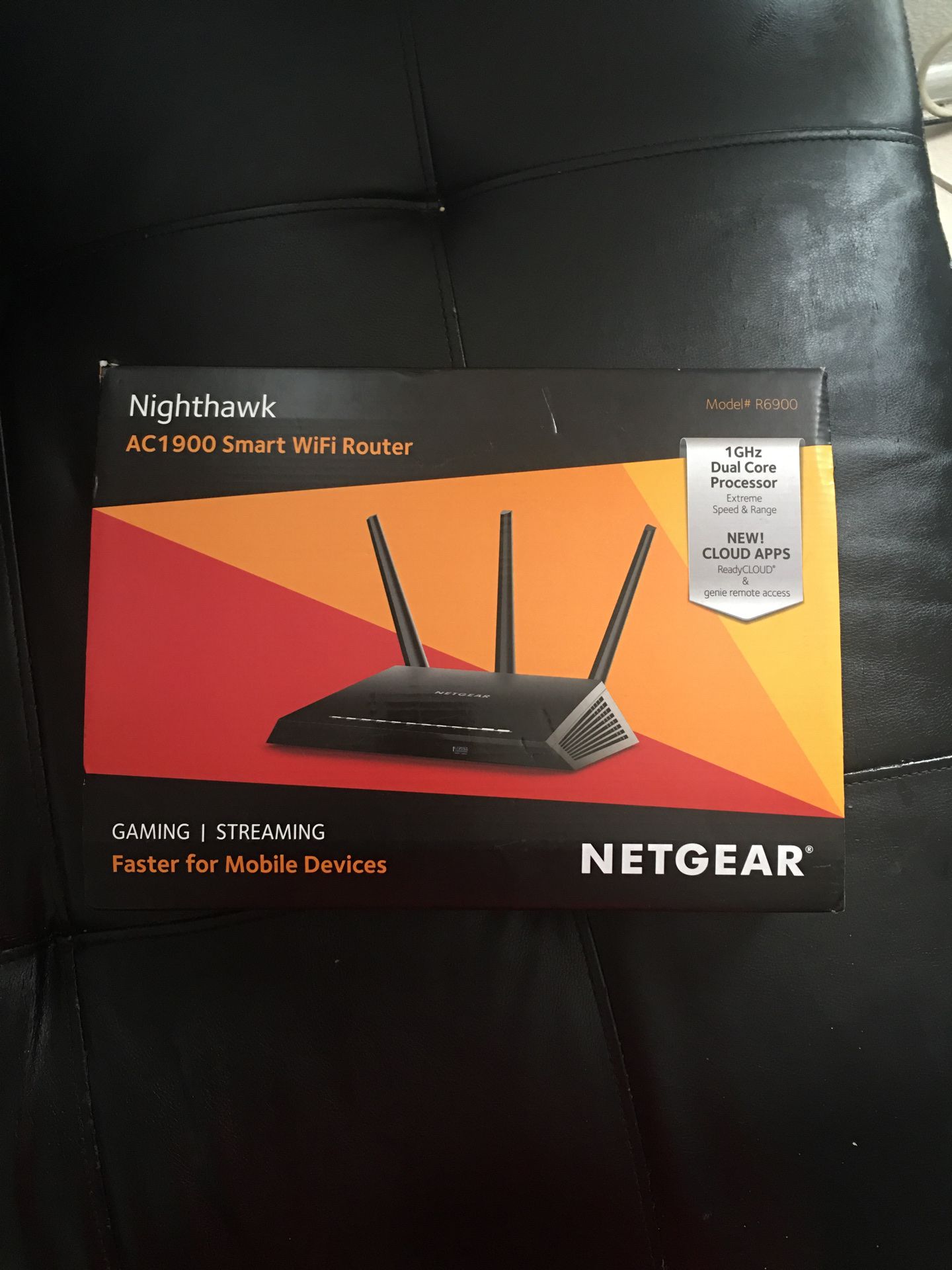 Netgear AC1900 router