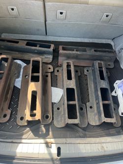 Brackets for bench seats in Ford vans x6