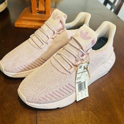 New Adidas Pink Women’s Swift Run 22 Decon, Originals Size 8