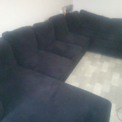 Xtra large Black Sectional Couch