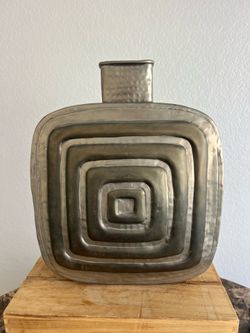 Vintage Pier 1 Imports hand-hammered aluminum vase
