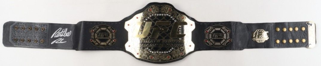 UFC HOF Welter Weight Champion Robbie Lawler Signed Full Sized UFC Belt BAS