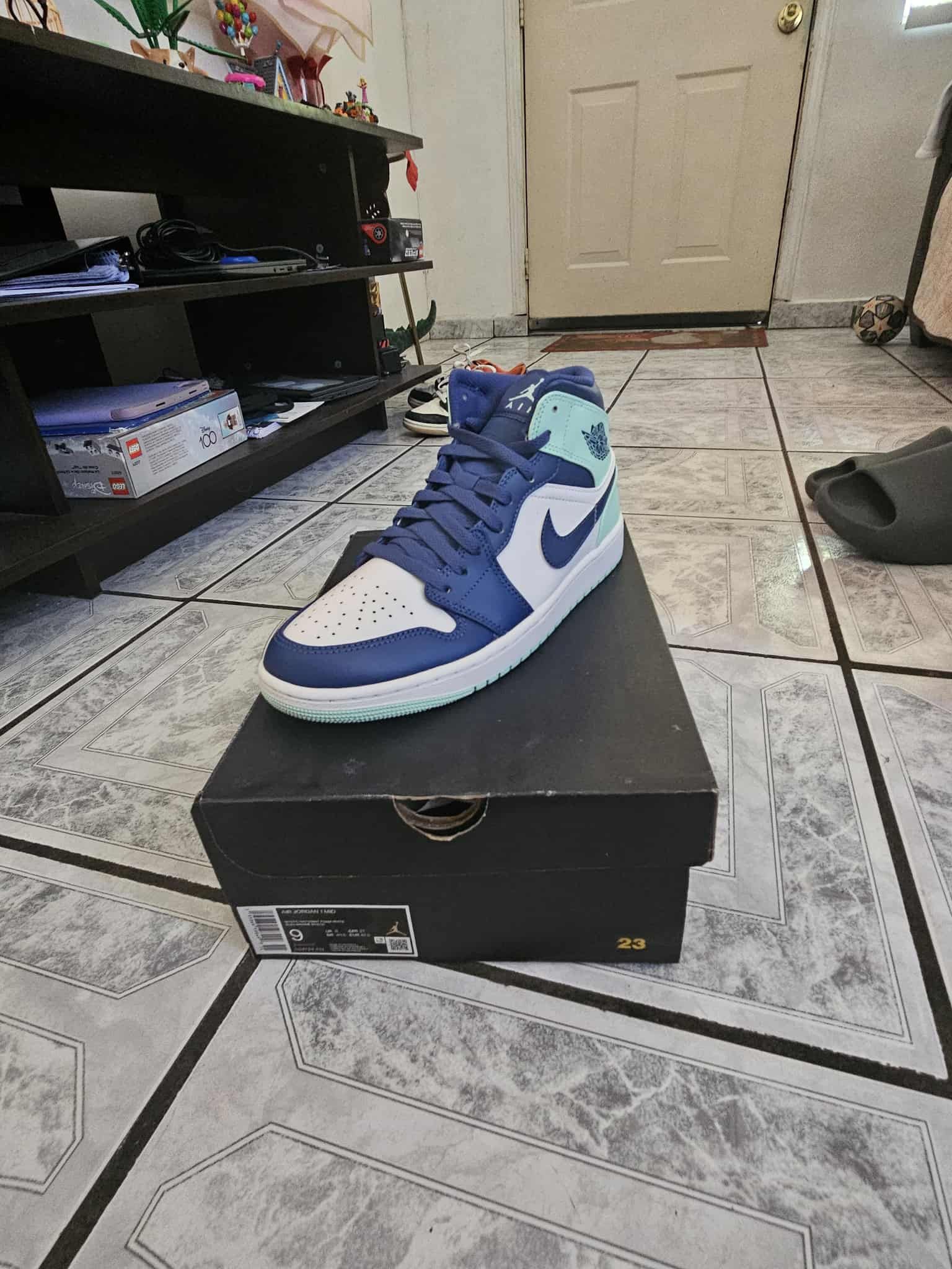 Jordan 1 Mid Mystic Navy Mint Foam