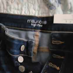 Brand New Maurices denim jeans size medium