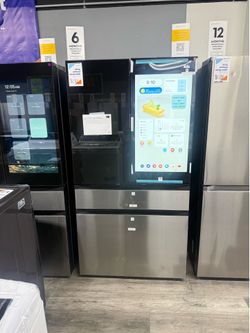 Samsung - 36 in. Wide Bespoke 29 cu. ft. 4-Door French Door Refrigerator with AI Family Hub+ - Charcoal Glass & Stainless Steel ♥️