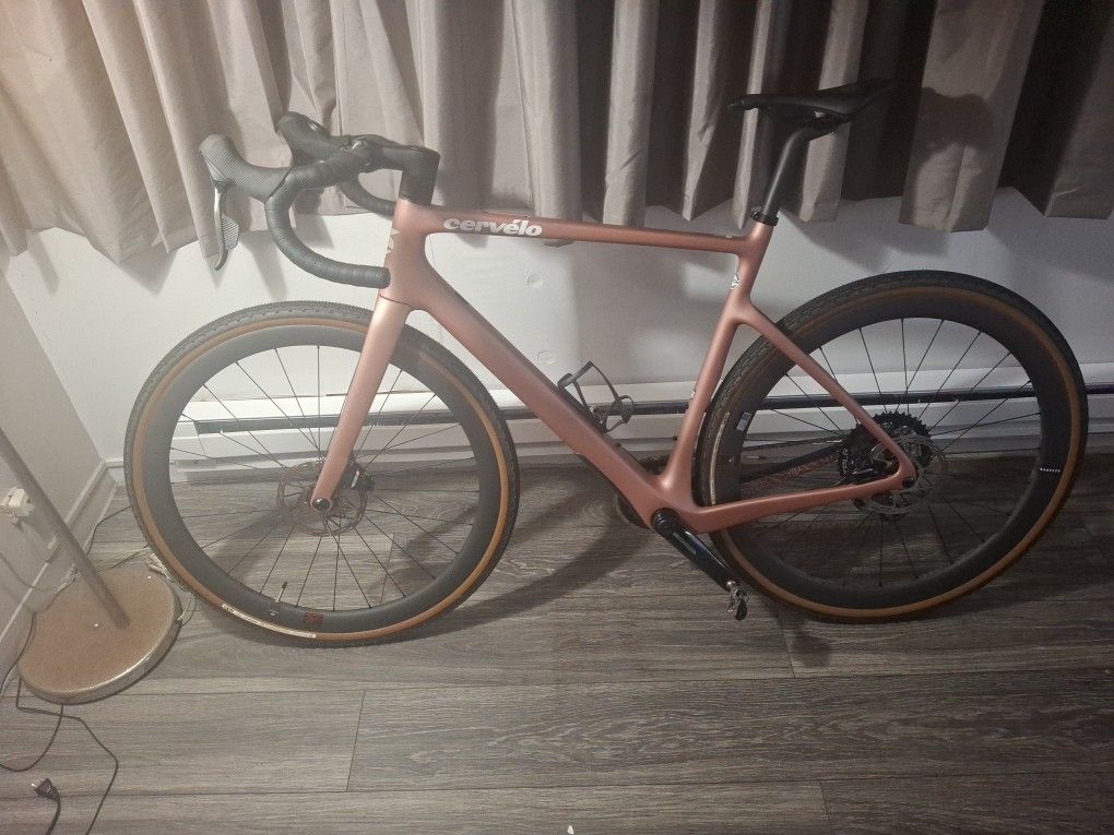 Cervelo 5 Rose Carbon Fiber