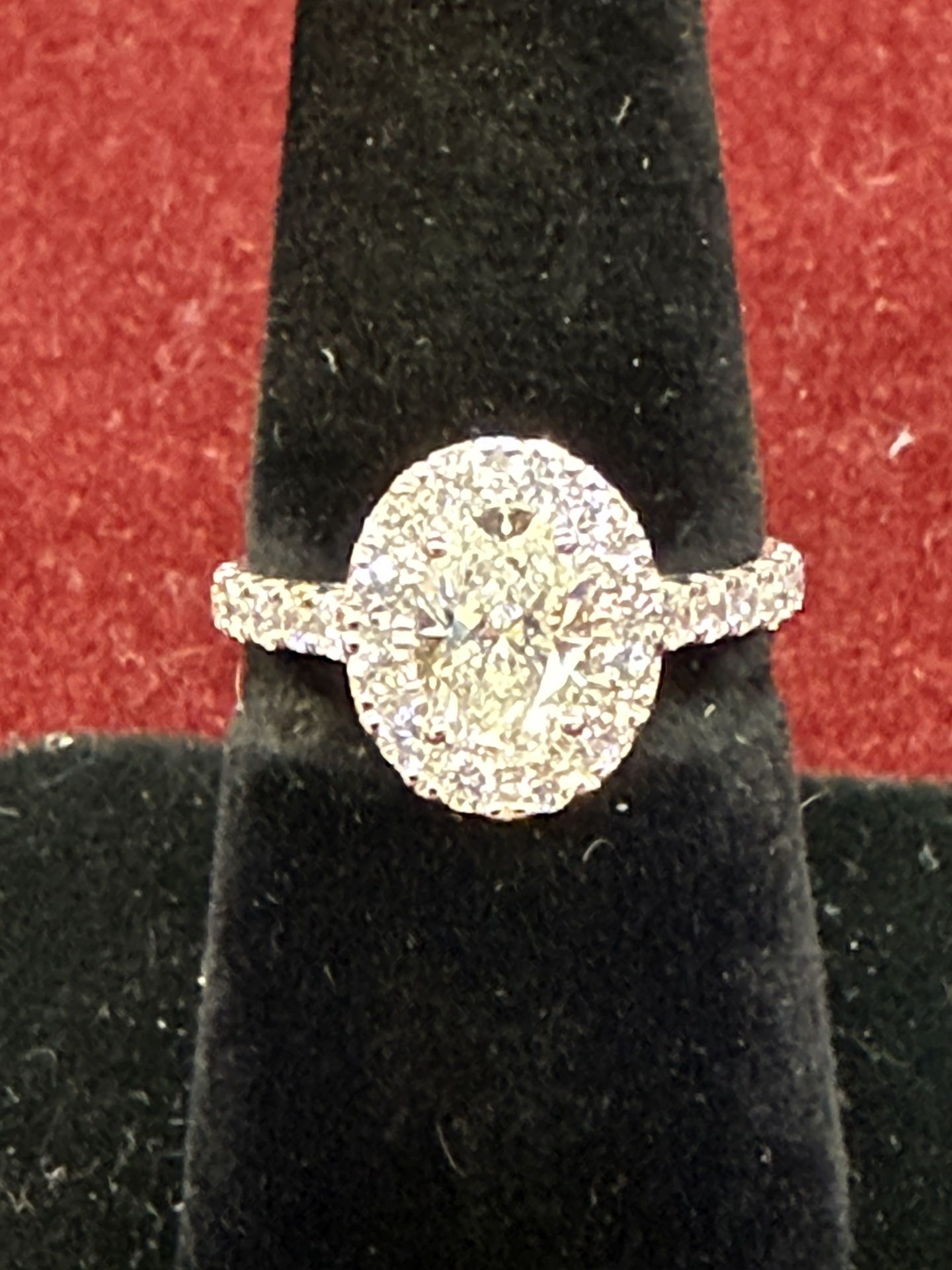 14kt White Gold 1ct Diamond Oval Halo Ring