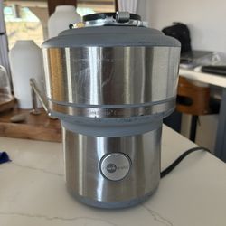 Evolution Excel Garbage Disposal