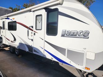 Lance2285   bumper pull travel trailer