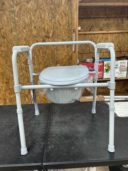 Drive Medical Steel Folding Deep Seat Bedside Commode, Gray