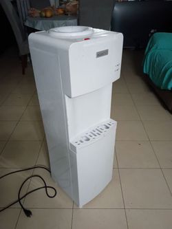 Expendedor de agua Igloo