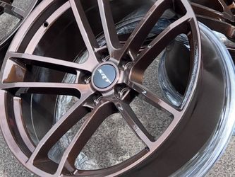 20x9.5 20x11 Hellcat wheel Set SRT  Champagne 🍾 color  5x115 —-$1195 wheel exhange.