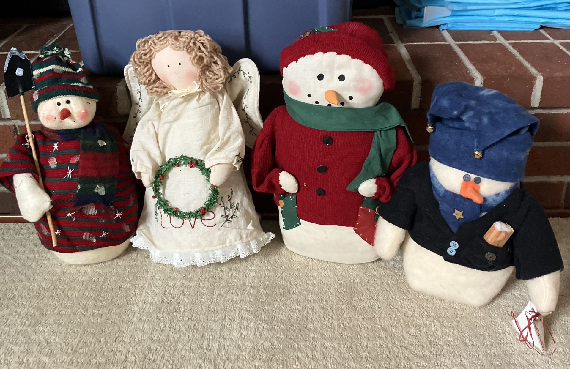 4 Christmas Decorations 